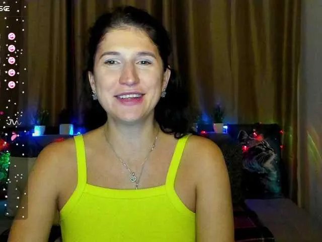 AliannaSoloKisses from BongaCams