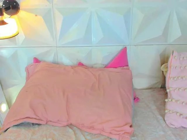 cutelatinaxxx from BongaCams