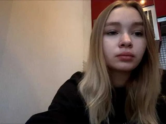 HerminiaLanting from BongaCams