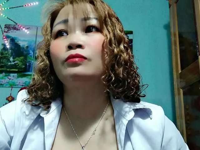 Linhanhsex2k from BongaCams