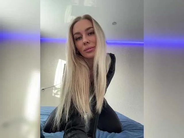 Lovensesgirl from BongaCams