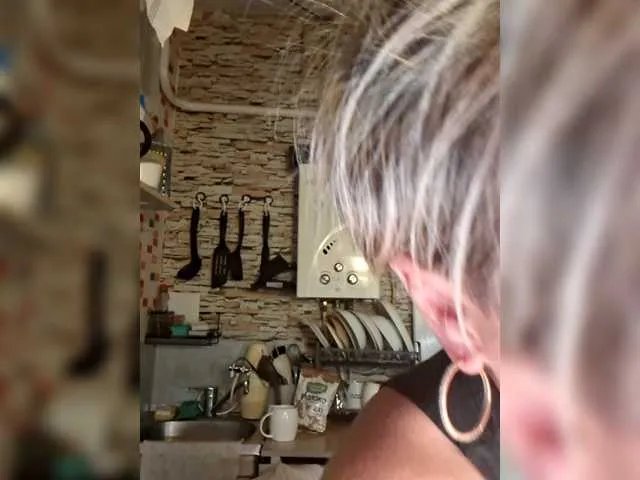 murr-kitty from BongaCams