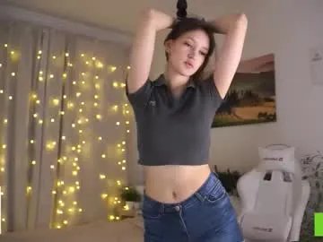 adeles_vibes from Chaturbate