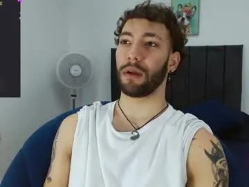 angel_kyrozz from Chaturbate