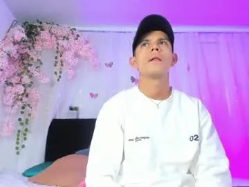 bonny_and_carrot from Chaturbate