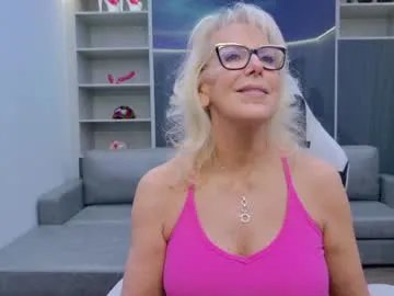 fitcougarcb's avatar