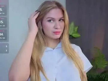 lauriegutierrez from Chaturbate