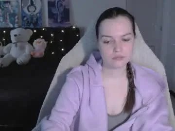 little__flowers from Chaturbate
