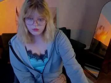 luna_c0ra from Chaturbate