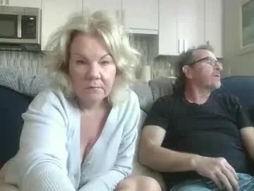 oneoften1000 from Chaturbate