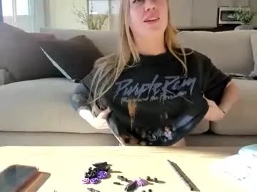 taylorxxxrae from Chaturbate