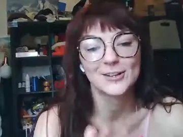 thesm0kinb from Chaturbate